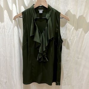 ✨ 2/$20 ✨ Ann Taylor Women's Green Silk Ruffled Sleeveless Blouse Top Size 4